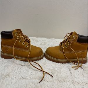 Timberland Suede Boots: Toddler Size 8